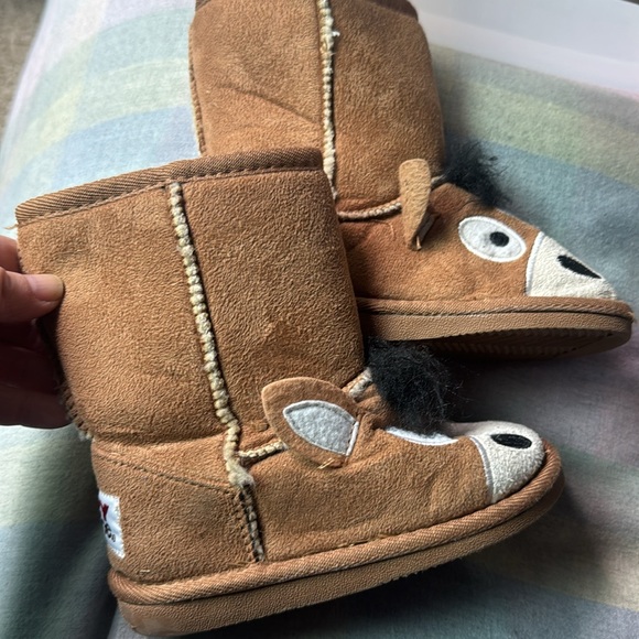 Lazy dog Boots size 8-9 - Picture 5 of 5